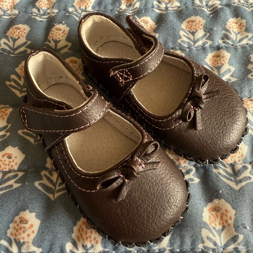 Pediped Maryjane’s adorable baby shoes! NEW! Brown Leather Kids Shoes